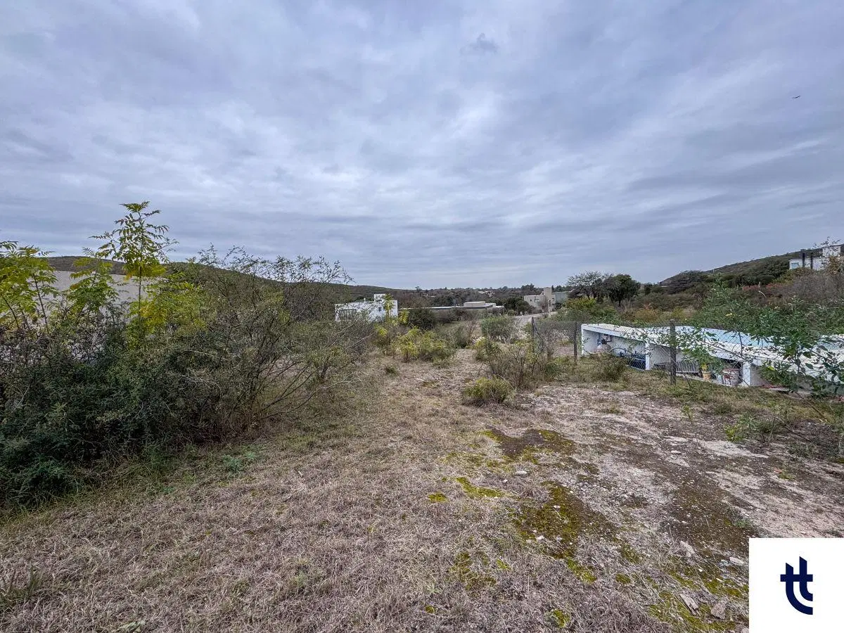 Lote en Venta en Colinas de La Deseada (Lote Central) 3