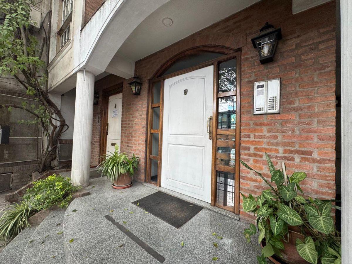 VENTA HERMOSO DEPARTAMENTO de 38 m² con 1 dormitorio en venta en Banfield