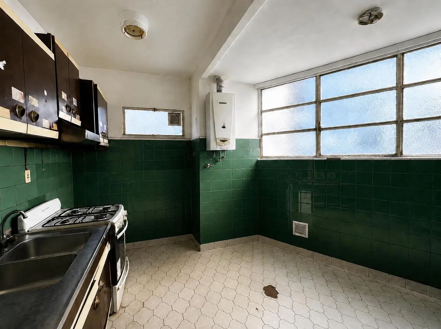 Excelente oportunidad de inversión | 3 ambientes a reciclar en Florida 2