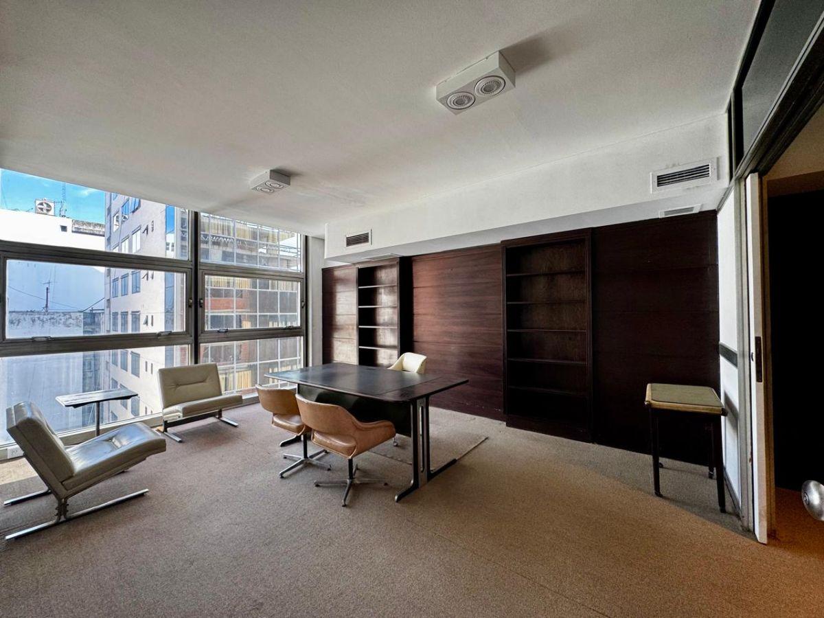 Foto de EXCELENTE OFICINA COMERCIAL DE 120 m² EN ALQUILER EN SAN NICOLAS, imagen 4