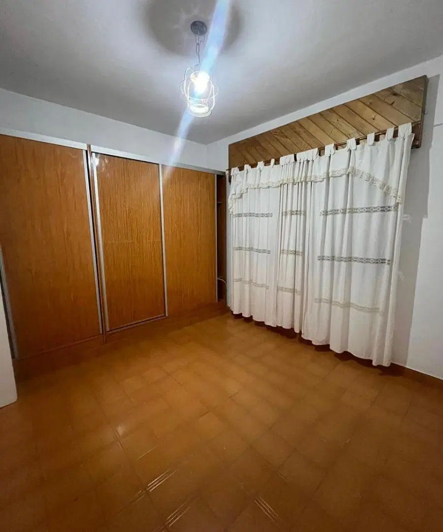 CASA NIVEL GERENCIAL P/OFICINAS, CONSULTORIOS, VIVIENDA. 3