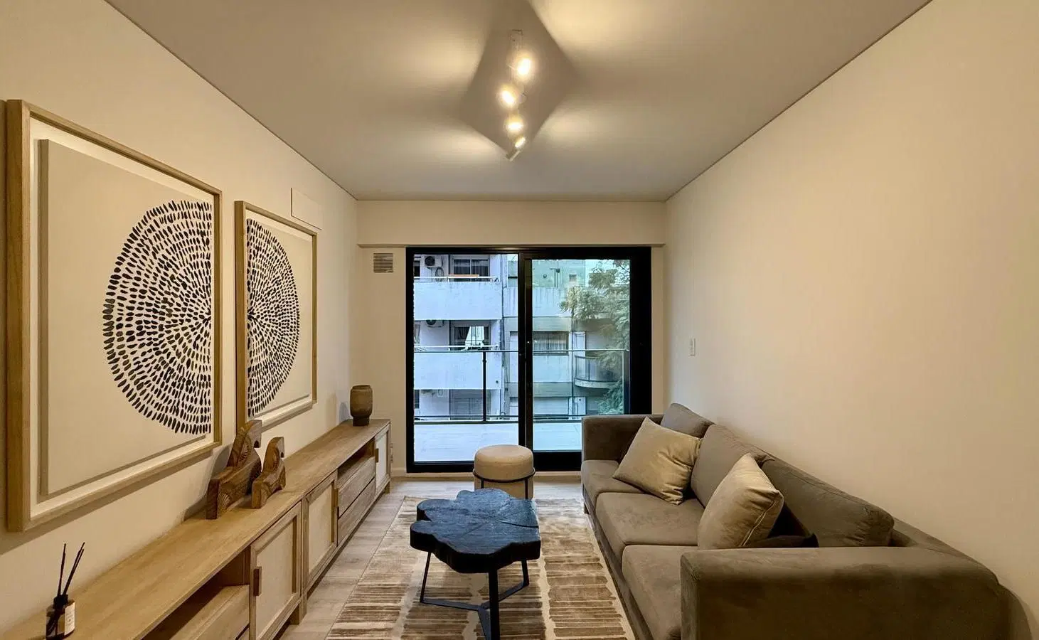 Departamento de 2 dormitorios a estrenar en Barrio Centro 4