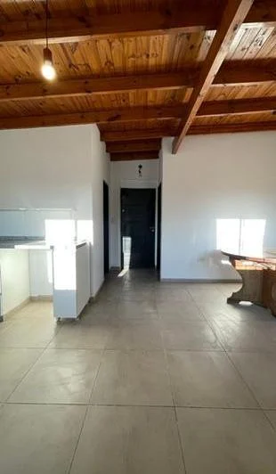 Alquiler depto 2 ambientes con patio · Lomas de Zamora 4