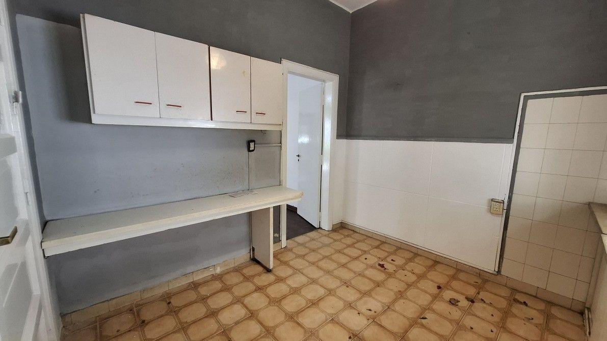 Foto de Casa de 2 amb. con garaje y patio en alquiler | Berazategui, imagen 3