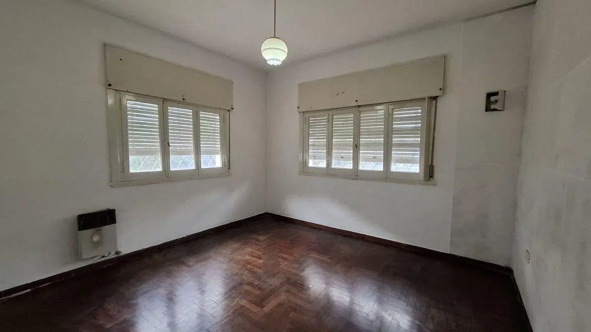 Casa de 2 amb. con garaje y patio en alquiler | Berazategui 5