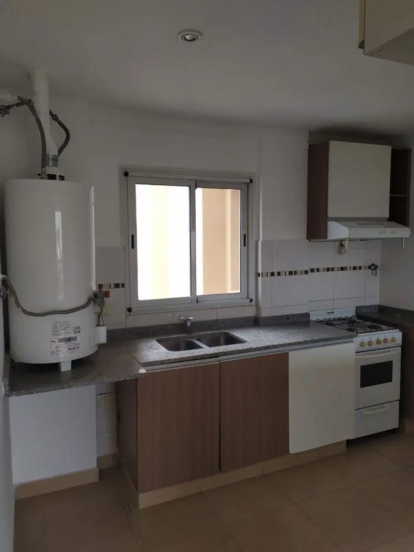 Depto. de 3 amb. en venta | Berazategui Centro 2
