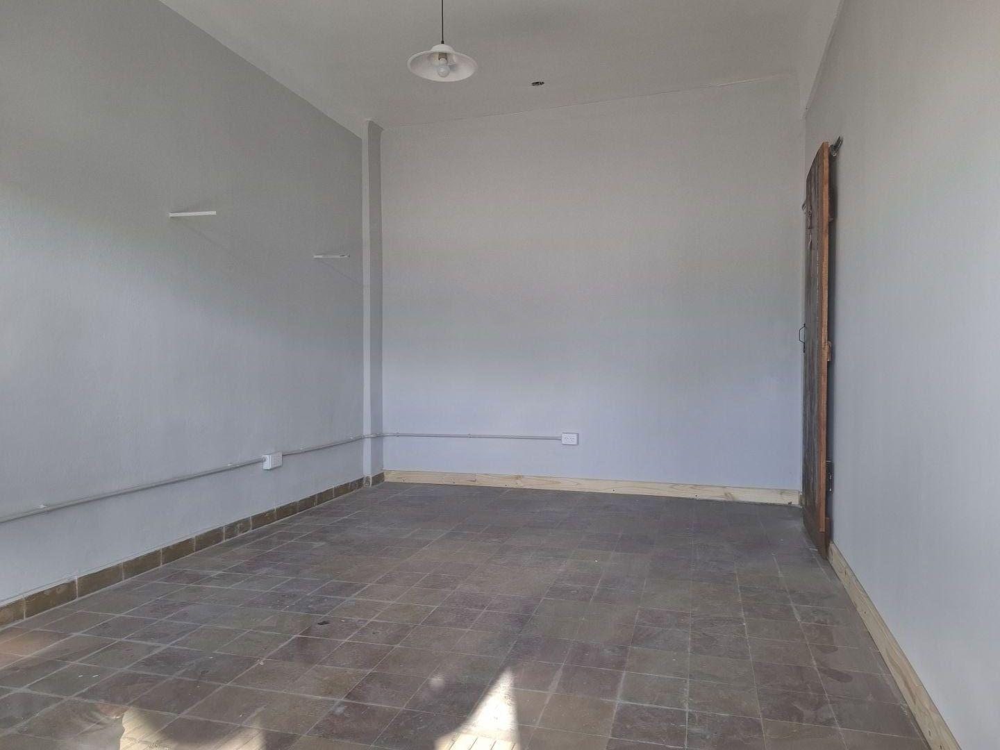 Foto de Local de 3,30 x 5,50 en alquiler | Berazategui, imagen 2