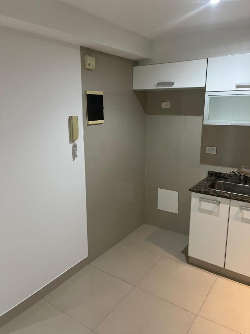 Foto de Alquiler Departamento 2 Ambientes C/Amenitis, imagen 3