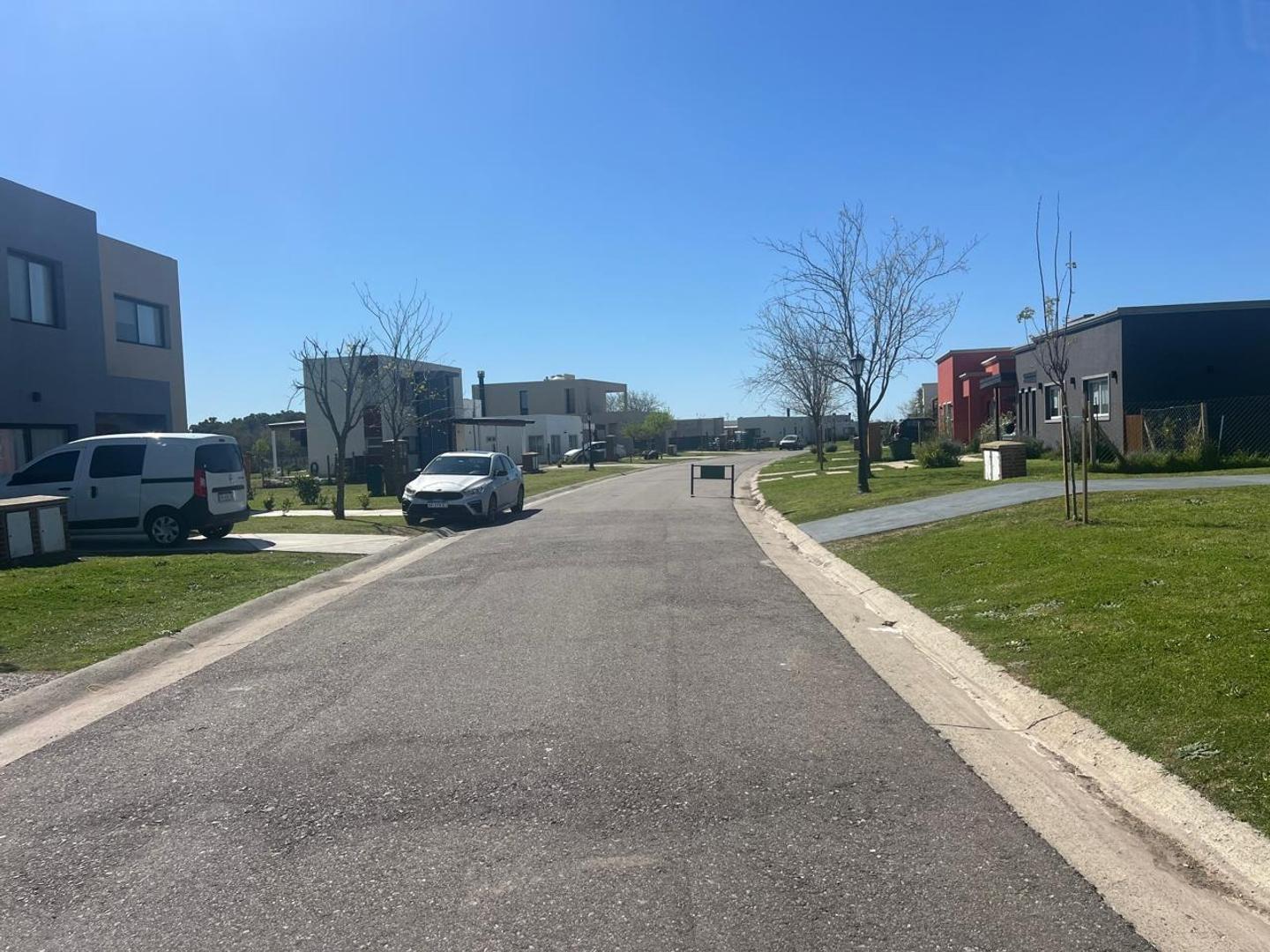 Foto de Terreno de 640 m2 en Country San Sebastián, imagen 2