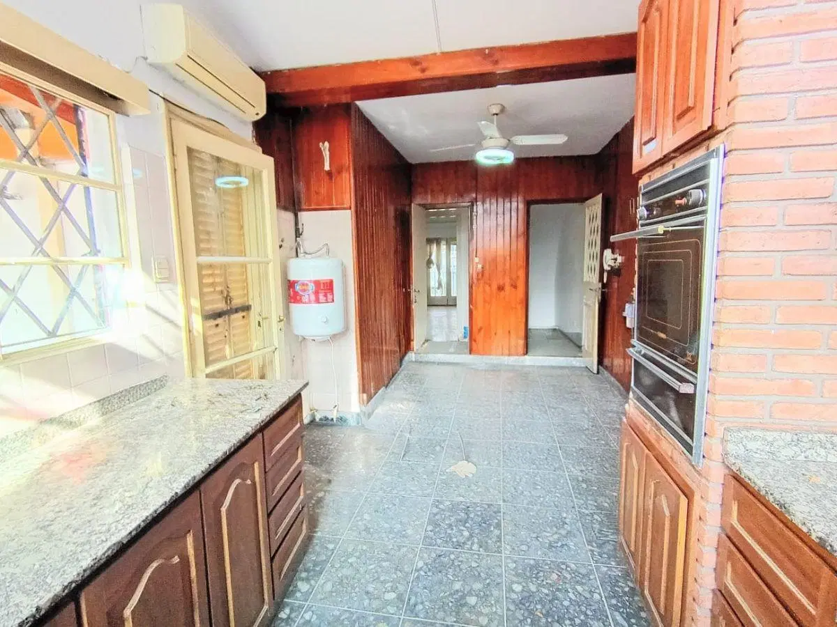 Piso Único de 4 Ambientes con Patio y Terraza. 3