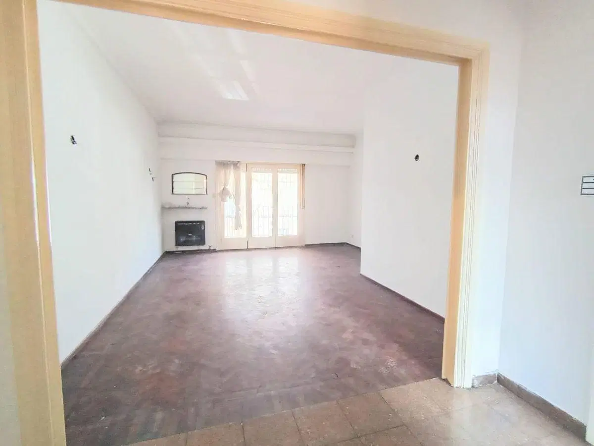 Piso Único de 4 Ambientes con Patio y Terraza. 5