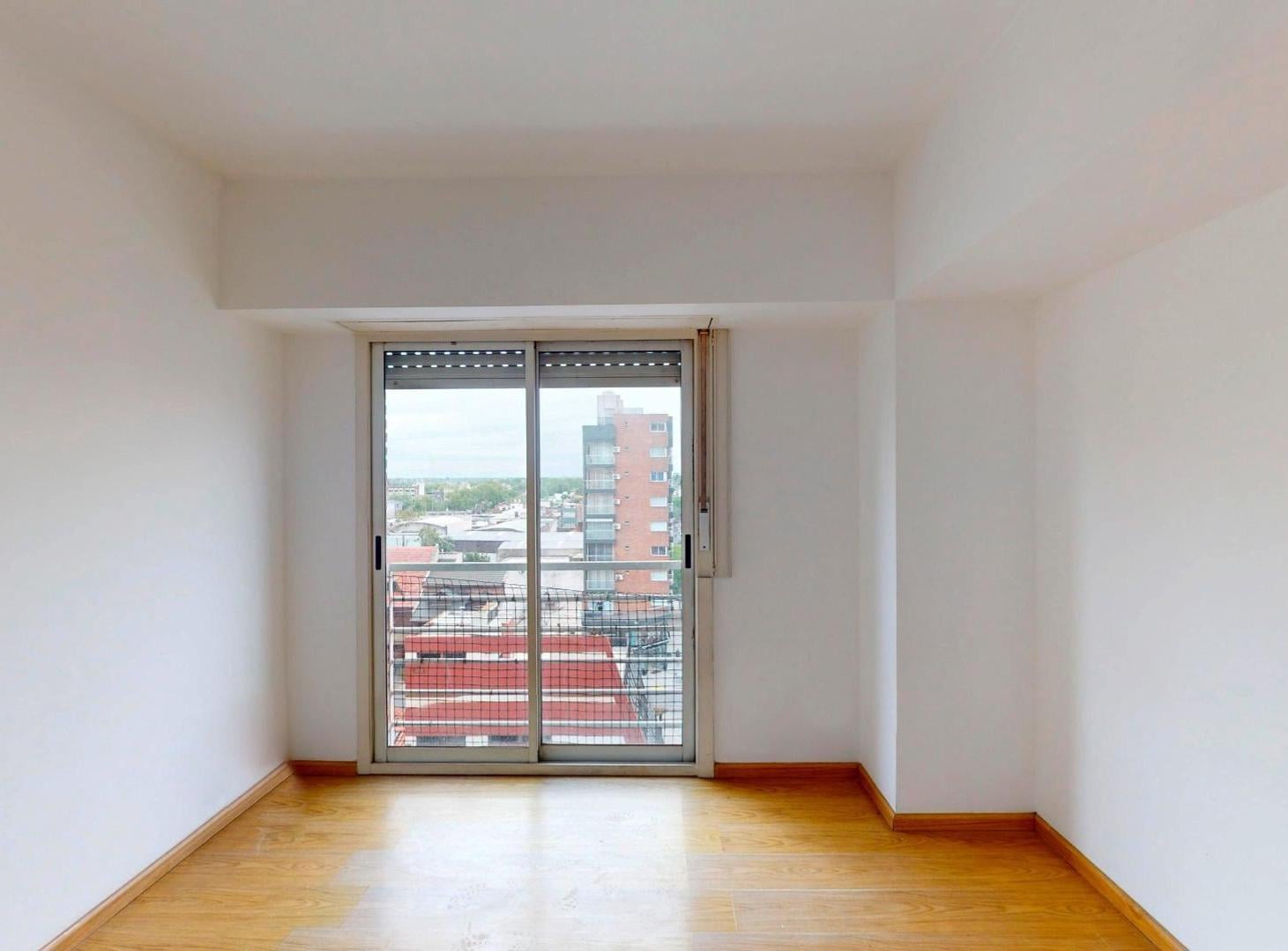 Foto de DEPARTAMENTO 2 AMBIENTES CON COCHERA Y AMENITIES EN MORÓN, imagen 4