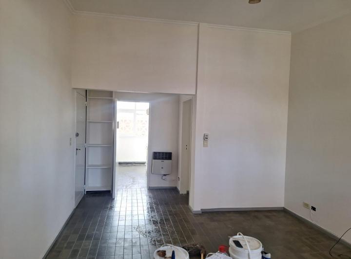 Dueño alquila departamento calle Tucumán al 200. Complejo San Antonio. 3
