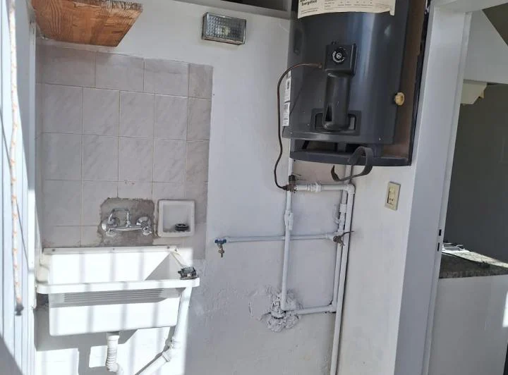 Dueño alquila departamento calle Tucumán al 200. Complejo San Antonio. 1