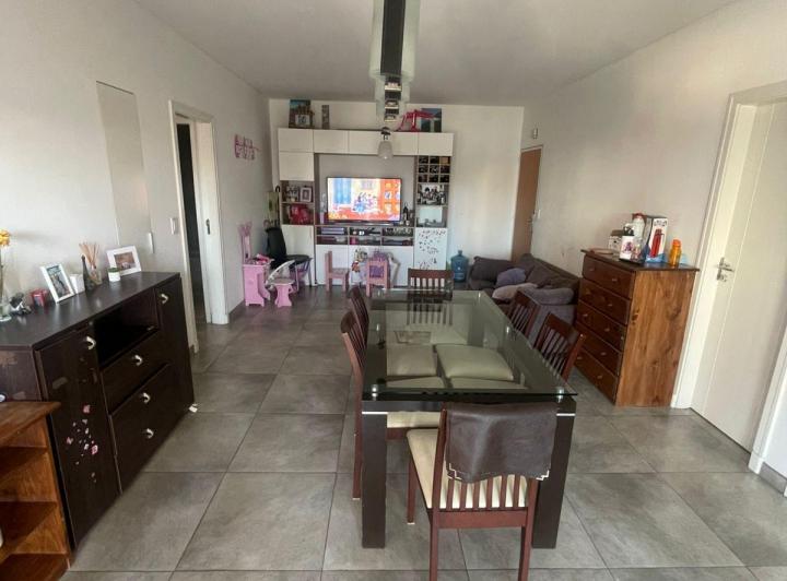 Foto de Departamento 3 ambientes con cochera en venta – Bernal Centro, imagen 3
