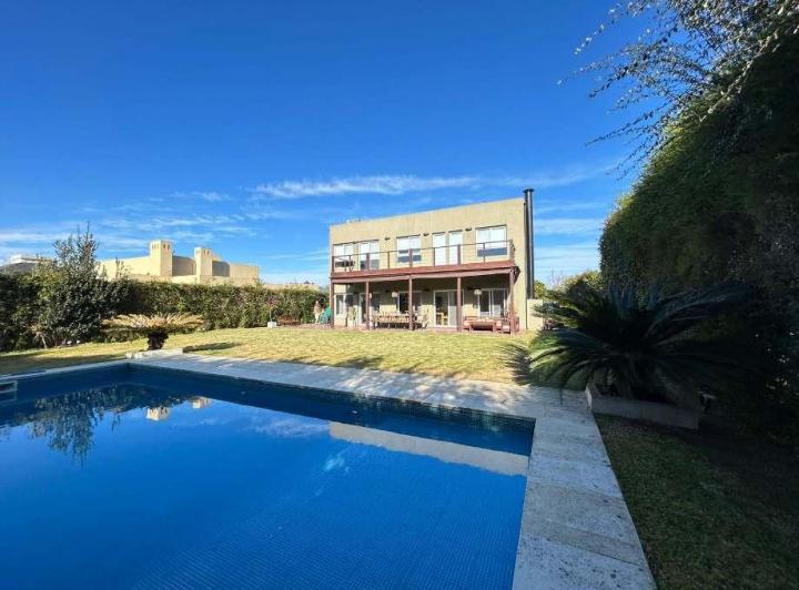 Casa en Venta en Ombues de Hudson  5