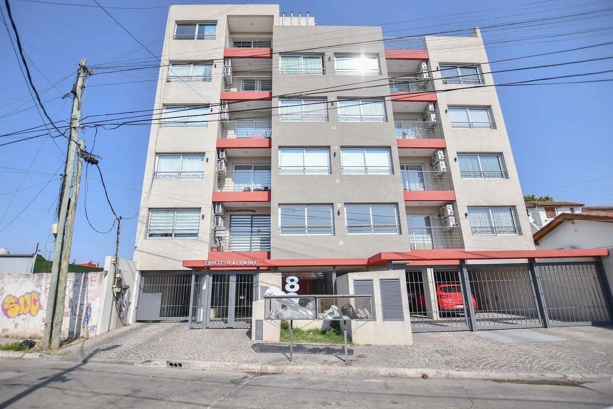 Venta - Departamento 2 Ambientes en Bernal