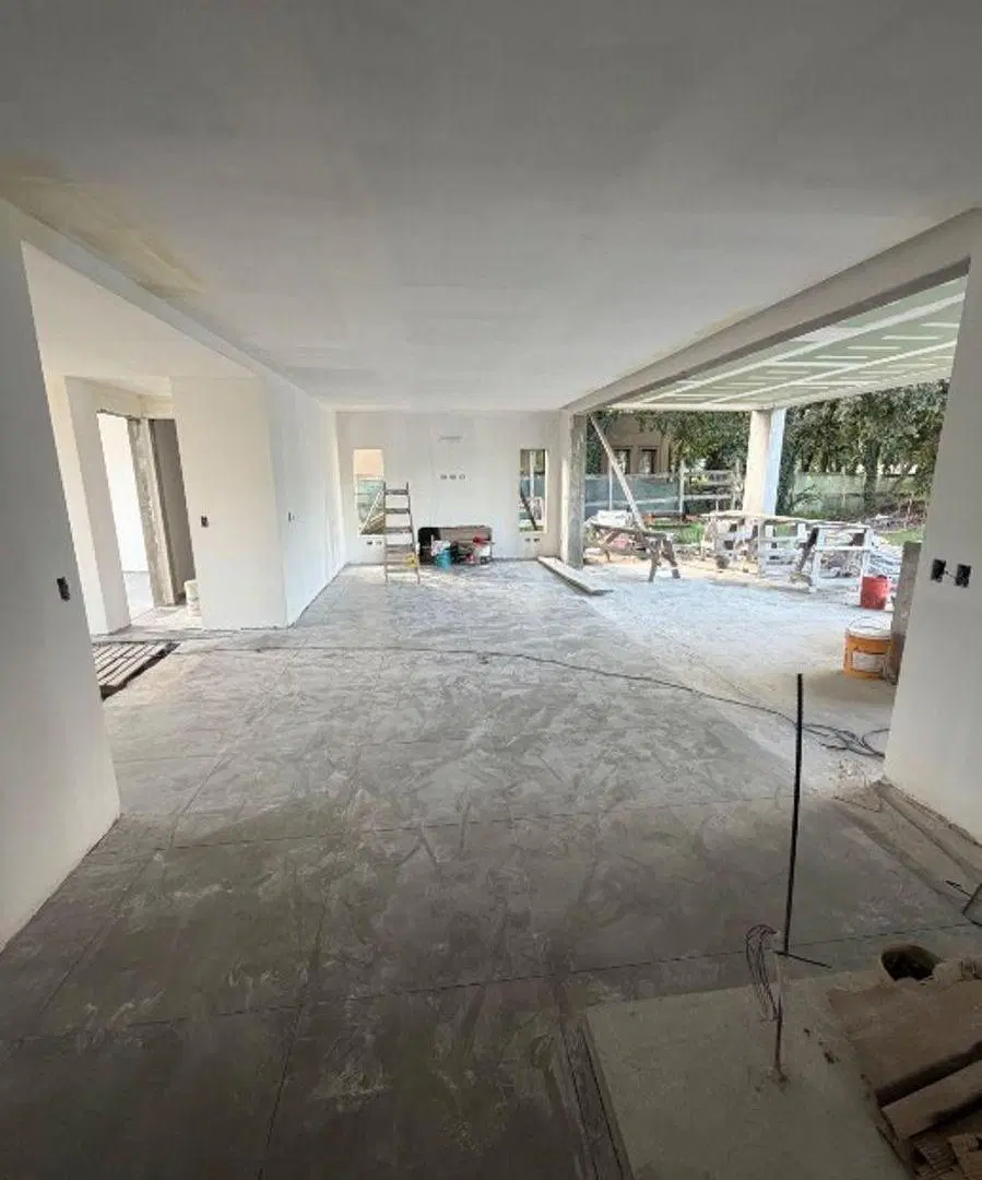 Moderna casa de diseño en Greenville – En construcción | Entrega estimada 3° cuatrimestre 2026 3