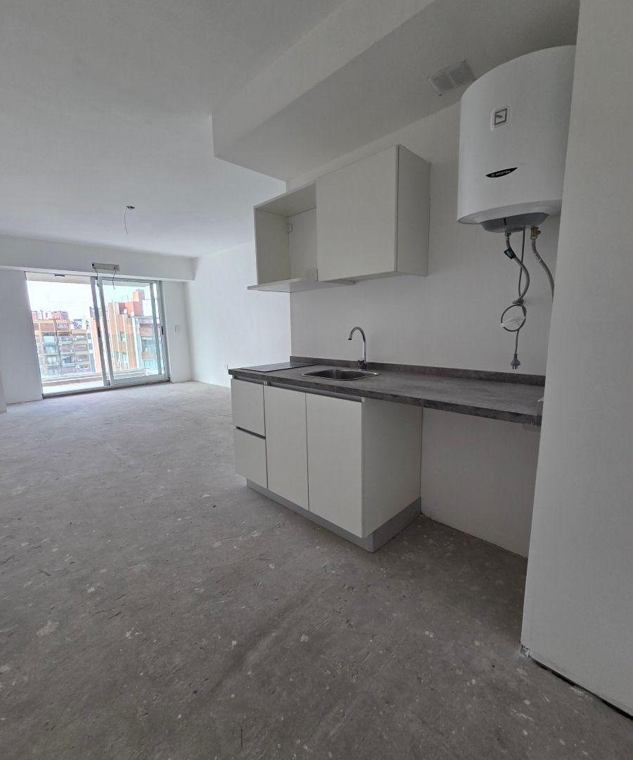 Foto de Oficina comercial de 33 m² apta vivienda en venta en Belgrano Chico, imagen 3