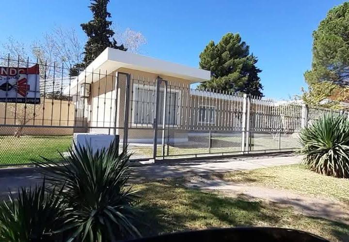 Catriel - RIO NEGRO ... HERMOSA CASA 4