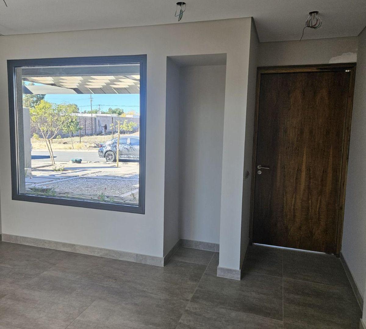 Foto de Moderna Casa en Barrio Las Acacias, Godoy Cruz, Mendoza, imagen 4
