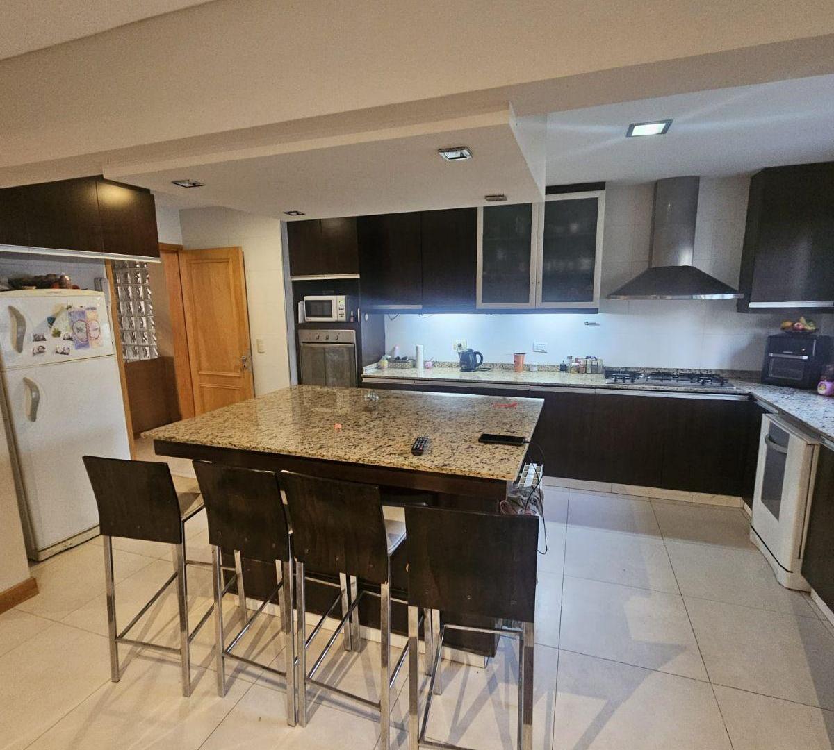 Foto de Casa en Venta en Barrio Privado Las Araucarias, Guaymallén, imagen 1