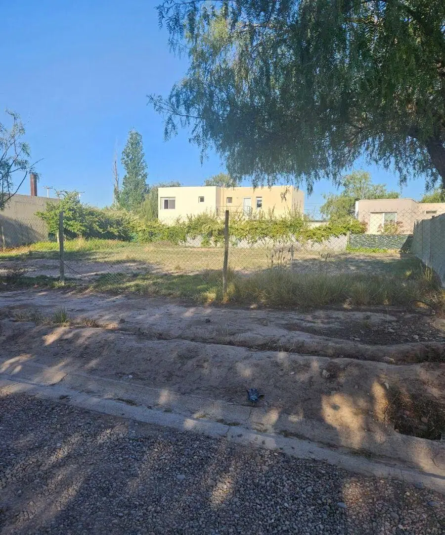 Excelente Lote en Venta en Barrio Privado Terruños de Aráoz II 3