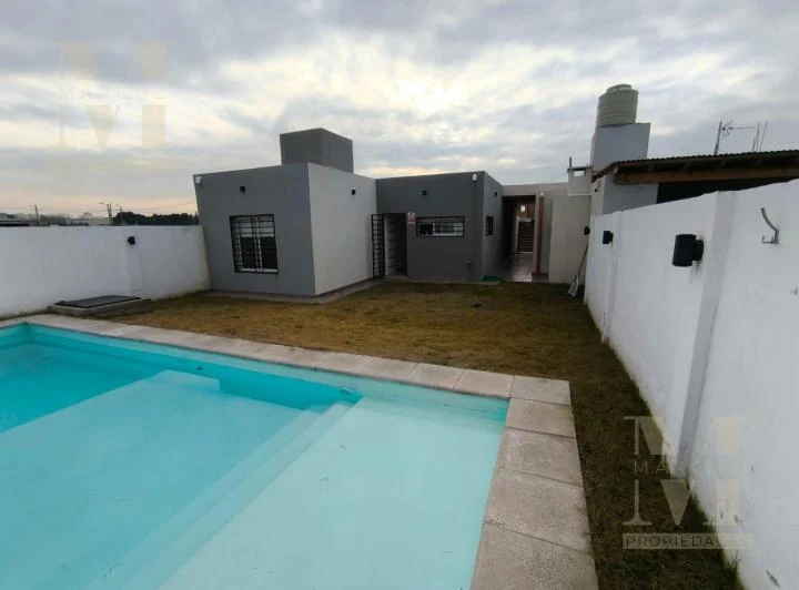 Casa - Alejandro Petion 1
