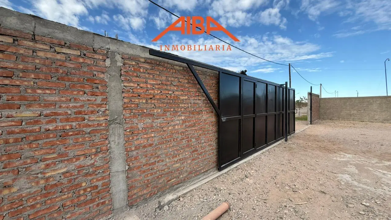 Galpón de 450 m2 en Parque Industrial de Centenario 5