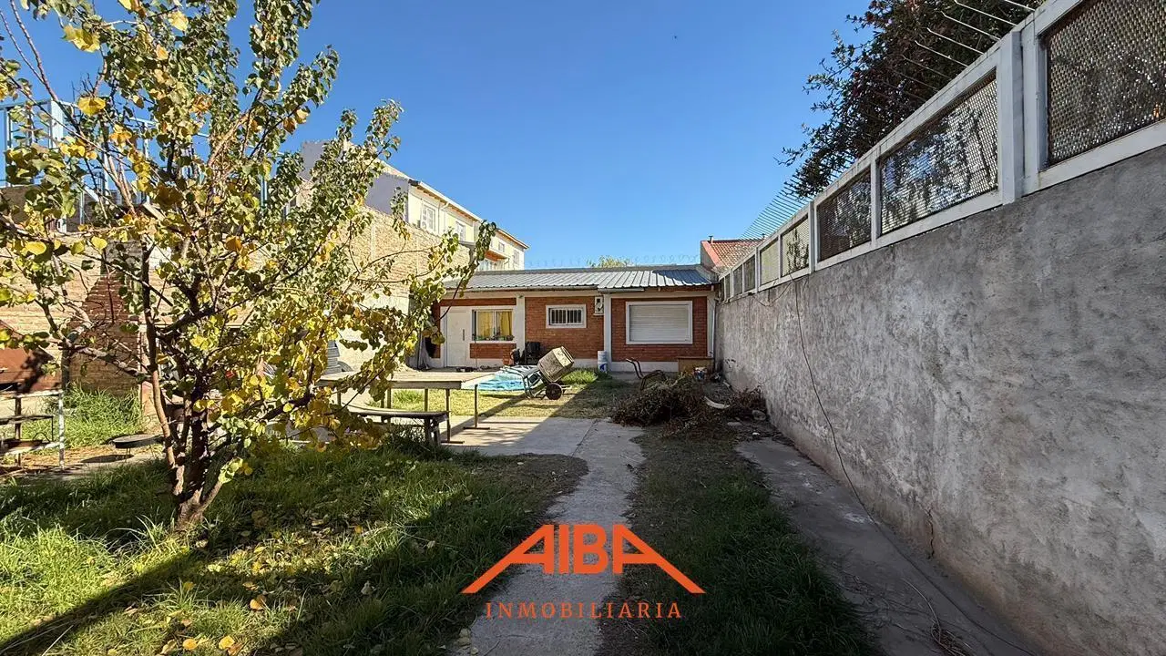 Casa de 2 domitorios en Lejos de Buenos Aires- Neuquén 1