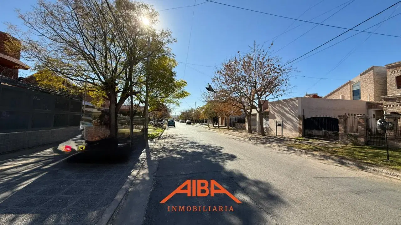 Casa de 2 domitorios en Lejos de Buenos Aires- Neuquén 4