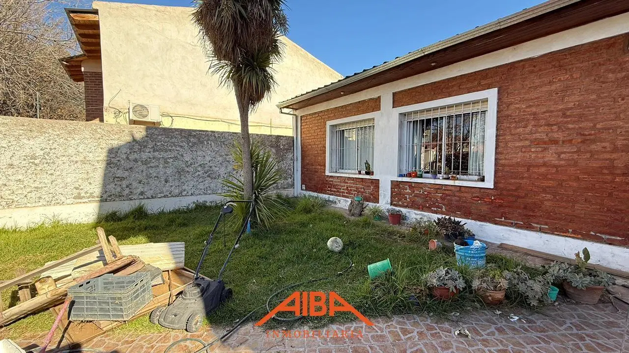 Casa de 2 domitorios en Lejos de Buenos Aires- Neuquén 2