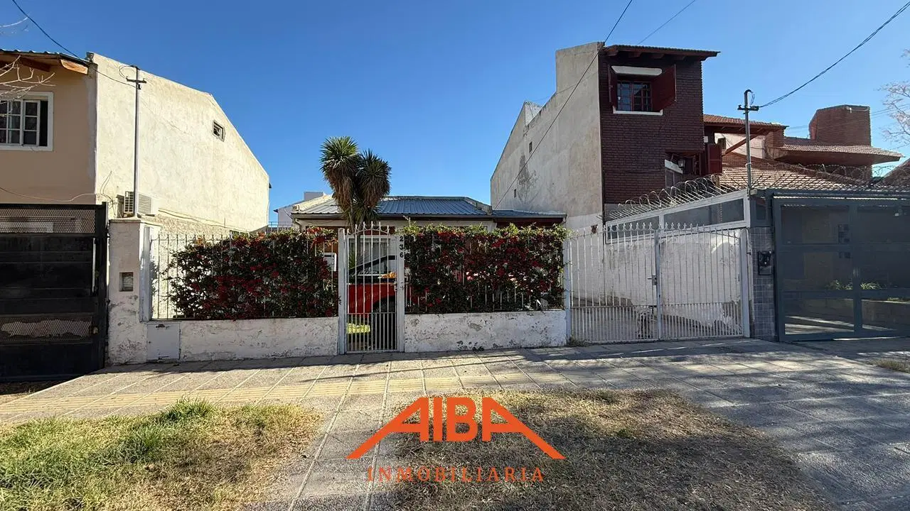 Casa de 2 domitorios en Lejos de Buenos Aires- Neuquén 4