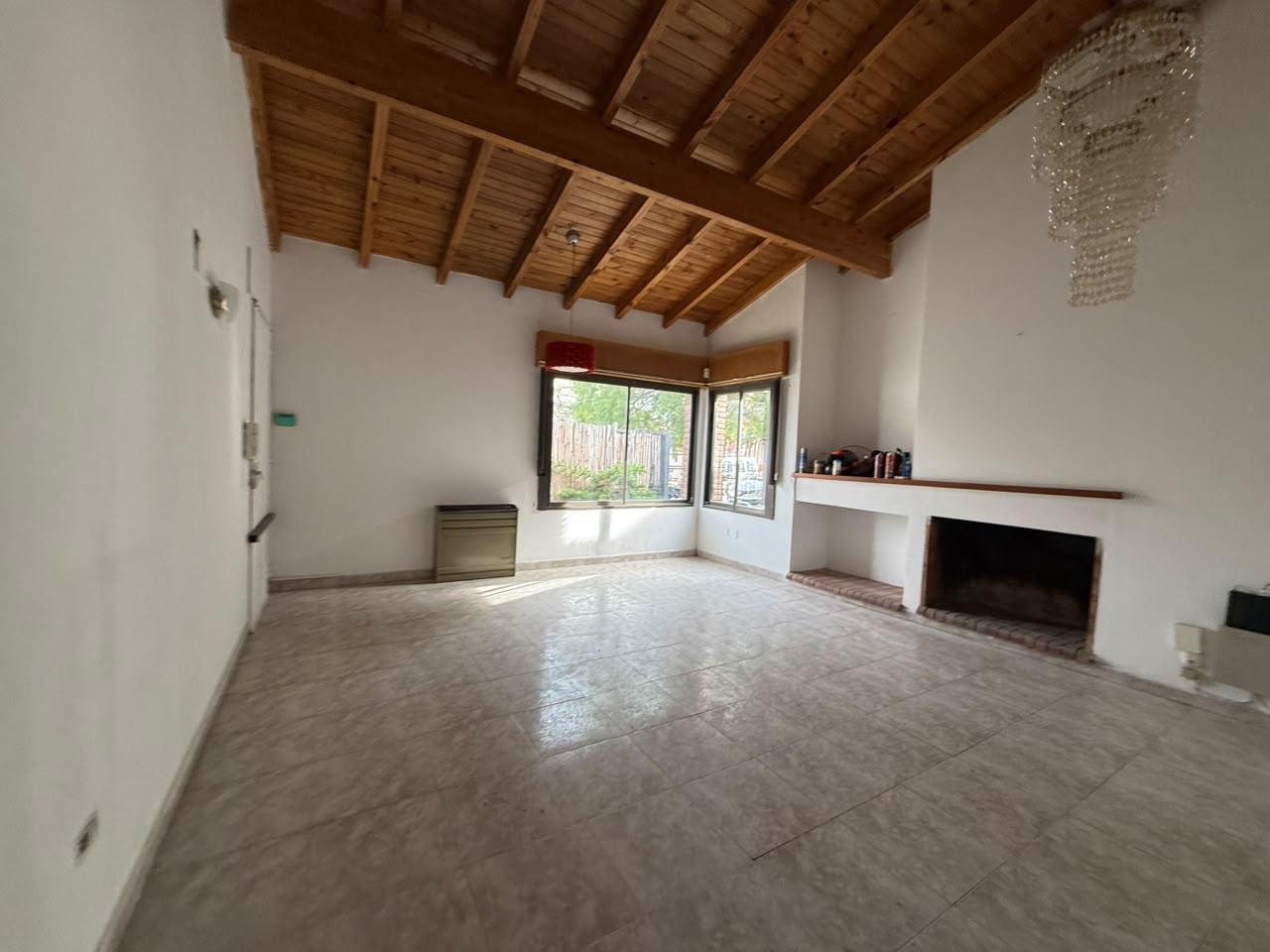 Foto de Alquiler de casa en Cipolletti Bº Jorge Newbery, imagen 3