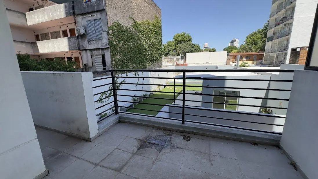 Lo querés por la ubicación. Lo elegís por cómo se vive. 1 dormitorio a estrenar en Arroyito Rio 2