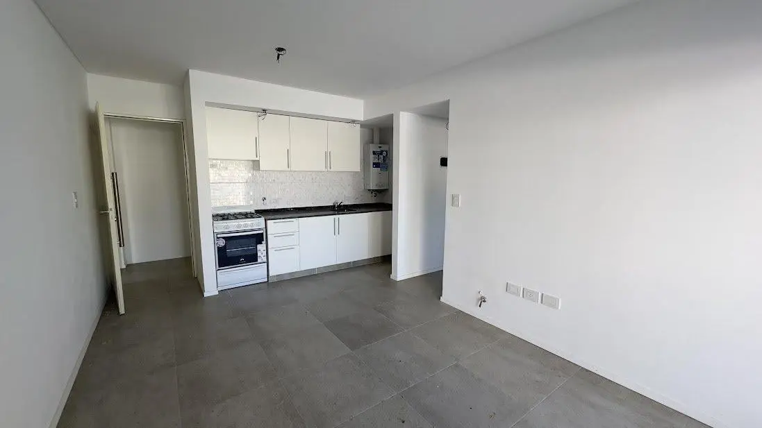 Lo querés por la ubicación. Lo elegís por cómo se vive. 1 dormitorio a estrenar en Arroyito Rio 4
