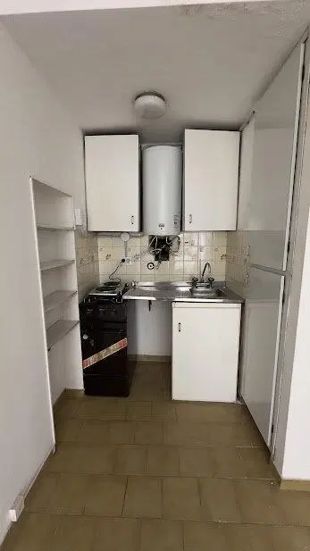 Alquiler: 1 dormitorio en San Martin y Zeballos 5