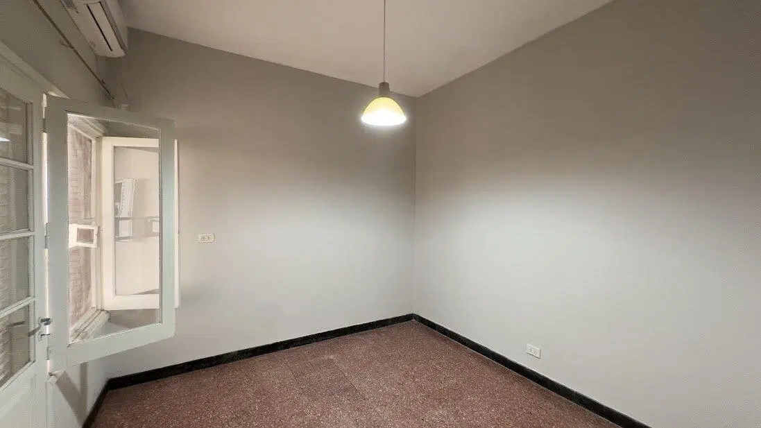 La Florida: casa al frente con garage, 2 dormitorios y patio con pileta 5