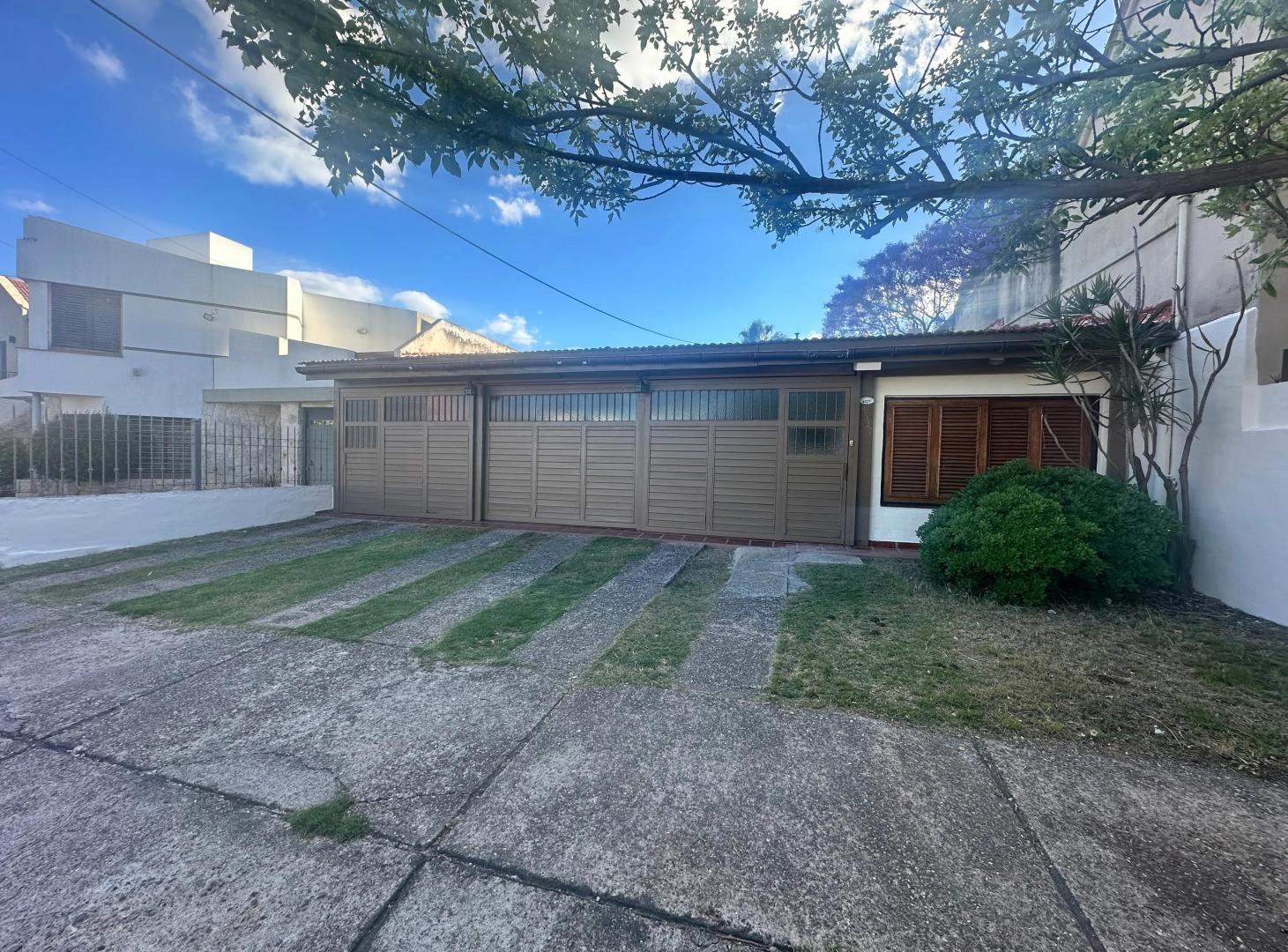 Foto de Casa de 3 dormitorios en venta en Villa Centenario, imagen 2