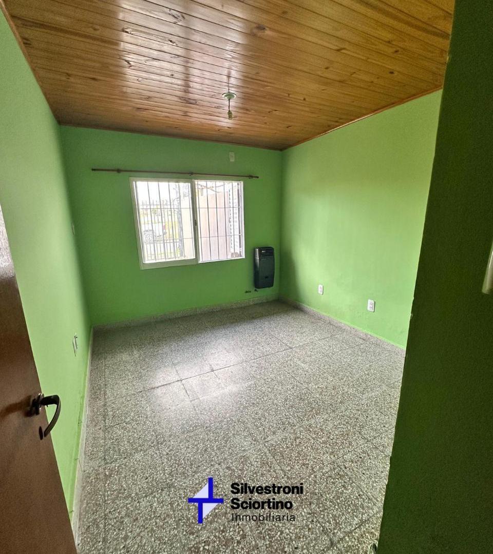 Foto de HERMOSA CASA ZONA Av. ZANNI Y J. NEWBERY, imagen 5
