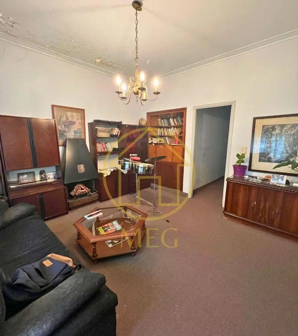 Chalet venta Bernal Centro 4 amb y amplio lote 2