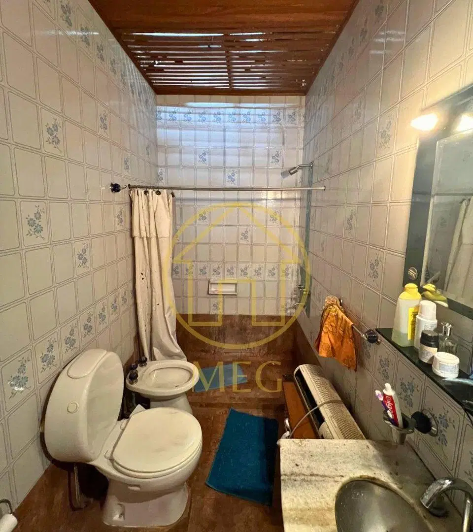 Chalet venta Bernal Centro 4 amb y amplio lote 5