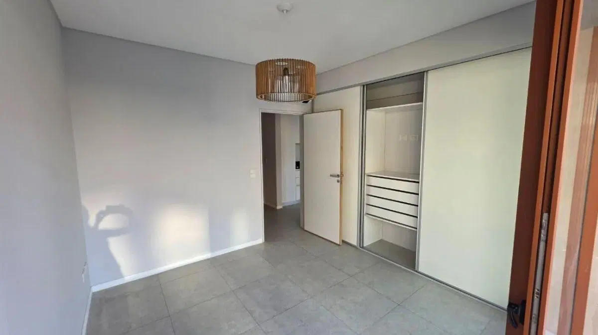 Alquiler 2 Ambientes con cochera Nuevo Quilmes Residencias 5