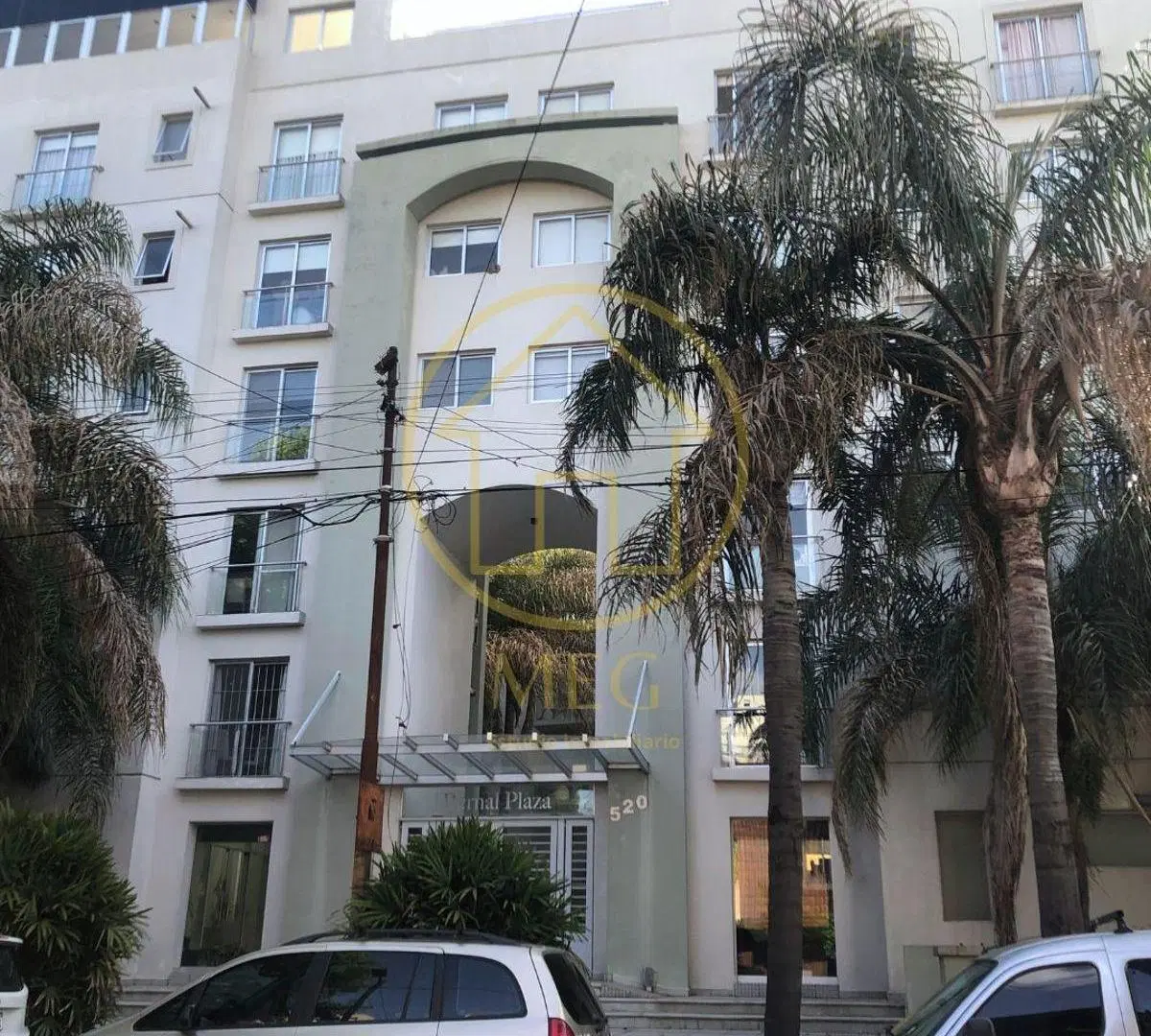 Departamento VENTA 2 ambientes con cocher ay baulera Bernal Centro 3