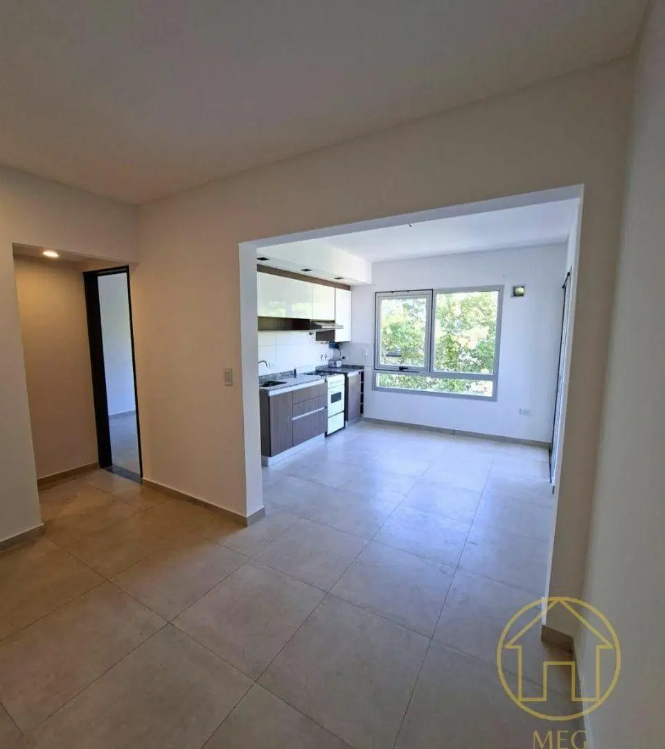 Departamento de 42 m² con 1 dormitorio en venta en Bernal. 4