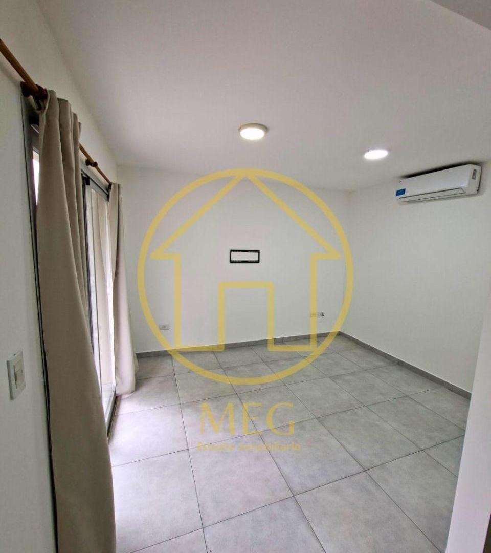Foto de Alquiler Departamento 2 ambientes Bernal Centro, imagen 1