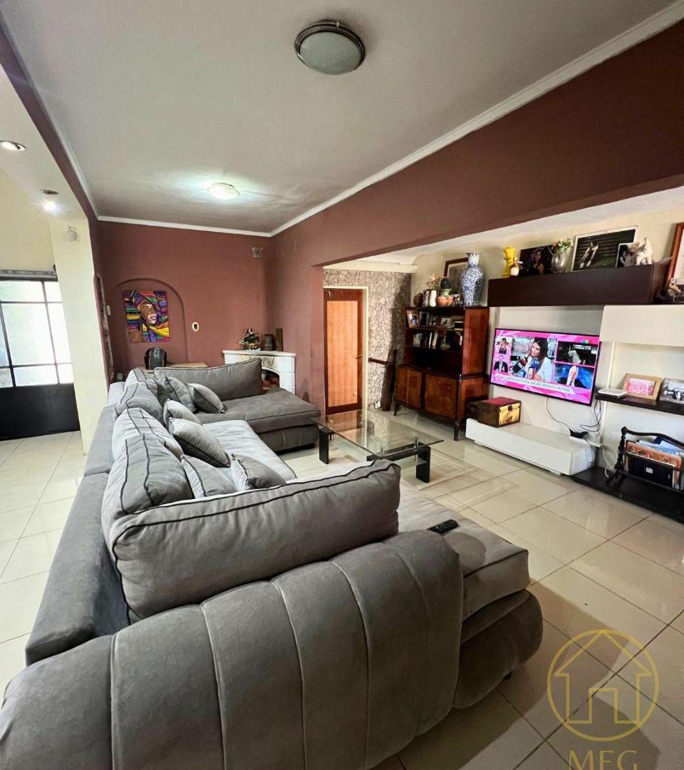 Foto de Casa de 259 m² con 4 dormitorios en venta en Don Bosco Acepta, imagen 3