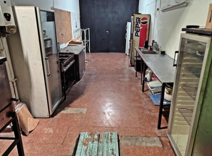 Enorme casa en duplex en el barrio de Versalles (U$S190000.-)