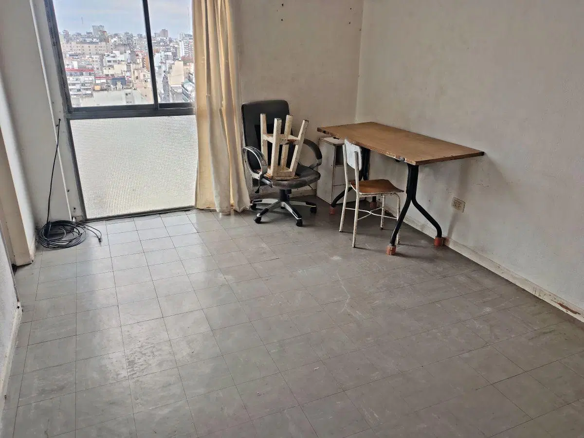 Solis 637 Piso 19 J Monoambiente lateral (U$S38.000) 8
