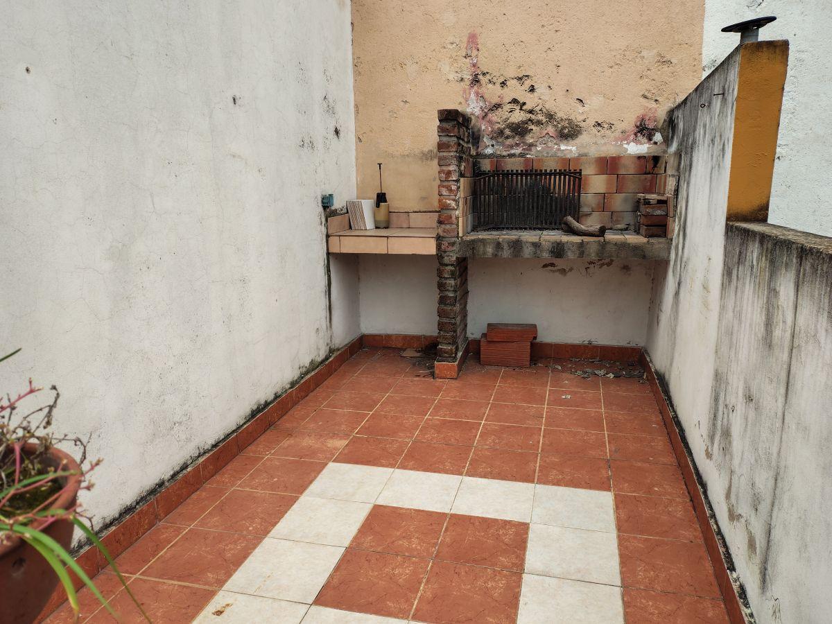 Foto de RESERVADO! PH DE 4 AMBIENTES MAS ENTREPISO CON PATIO CUBIERTO Y 2, imagen 4